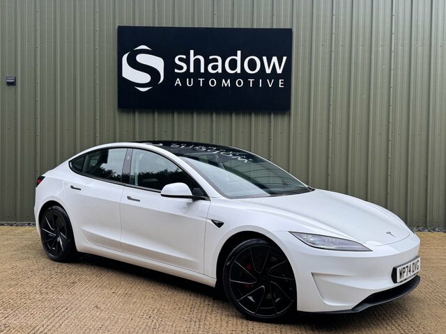 Tesla Model 3 Dual Motor Performance Saloon White