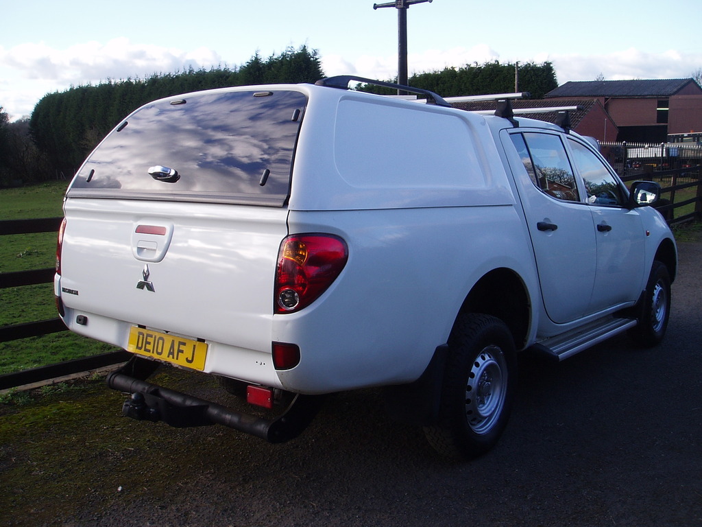 Mitsubishi L200 Di-d 4Life Double Cab Soldsoldsold White #2