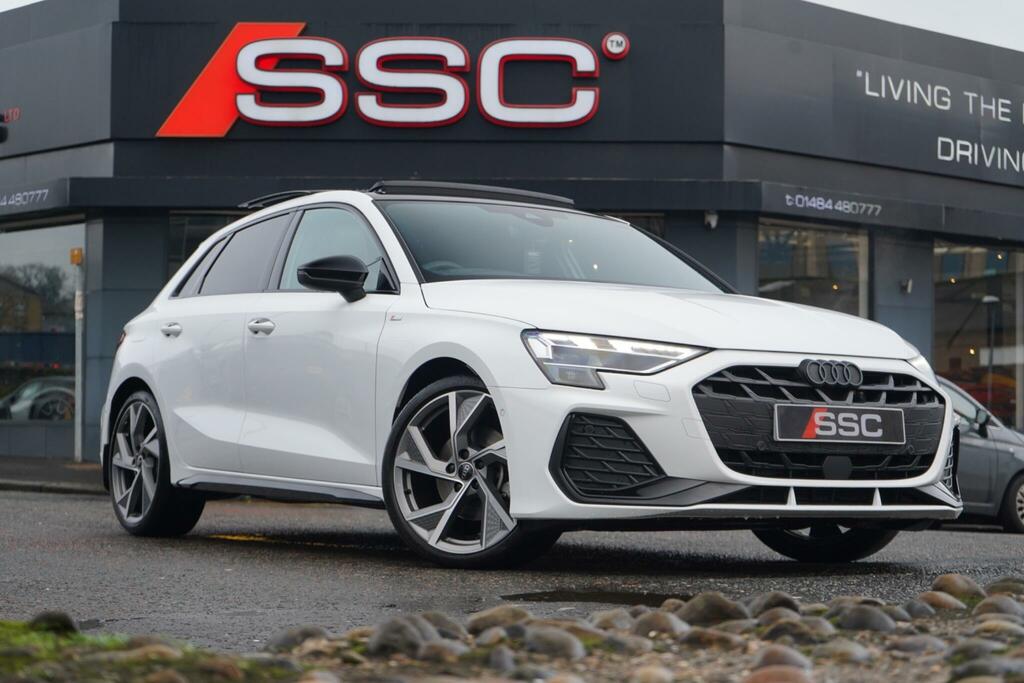 Audi A3 1.5 Tfsi 35 Black Edition Sportback S Tronic Euro White