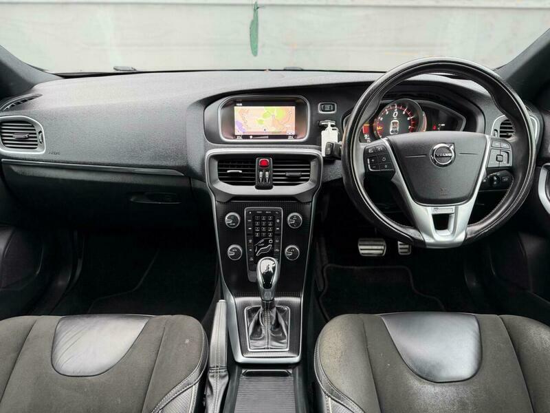 Volvo V40 1.5 T2 R-design Nav Plus Euro 6 S S - 2 YG67FSU Grey #3