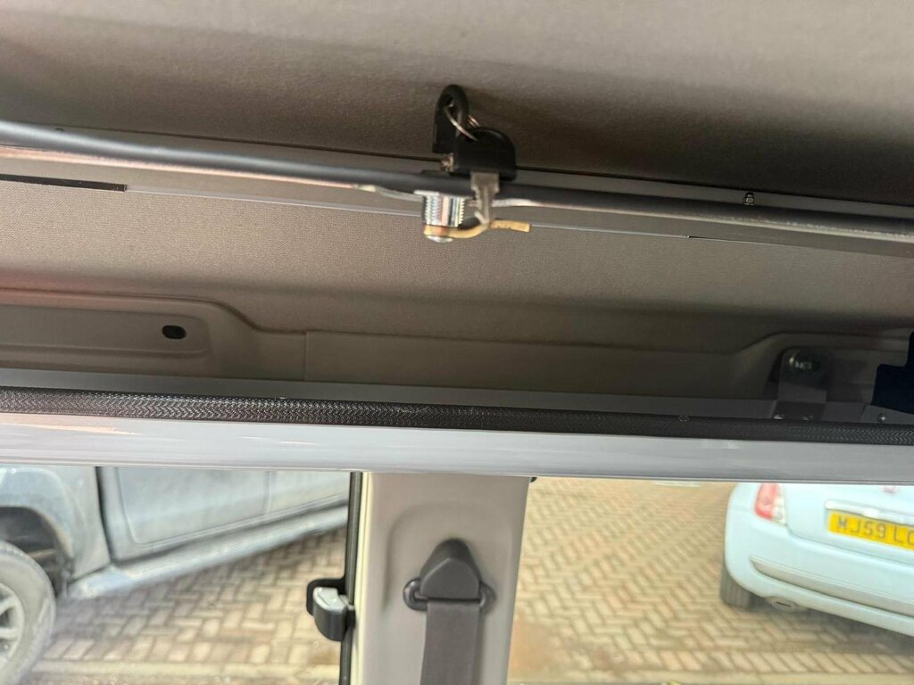 Mazda Bongo 2.5 Sgl5 Campervan Silver #10