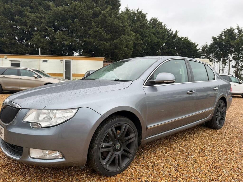 Skoda Superb Hatchback 2.0 Tdi Elegance Euro 5 201111 Grey #3