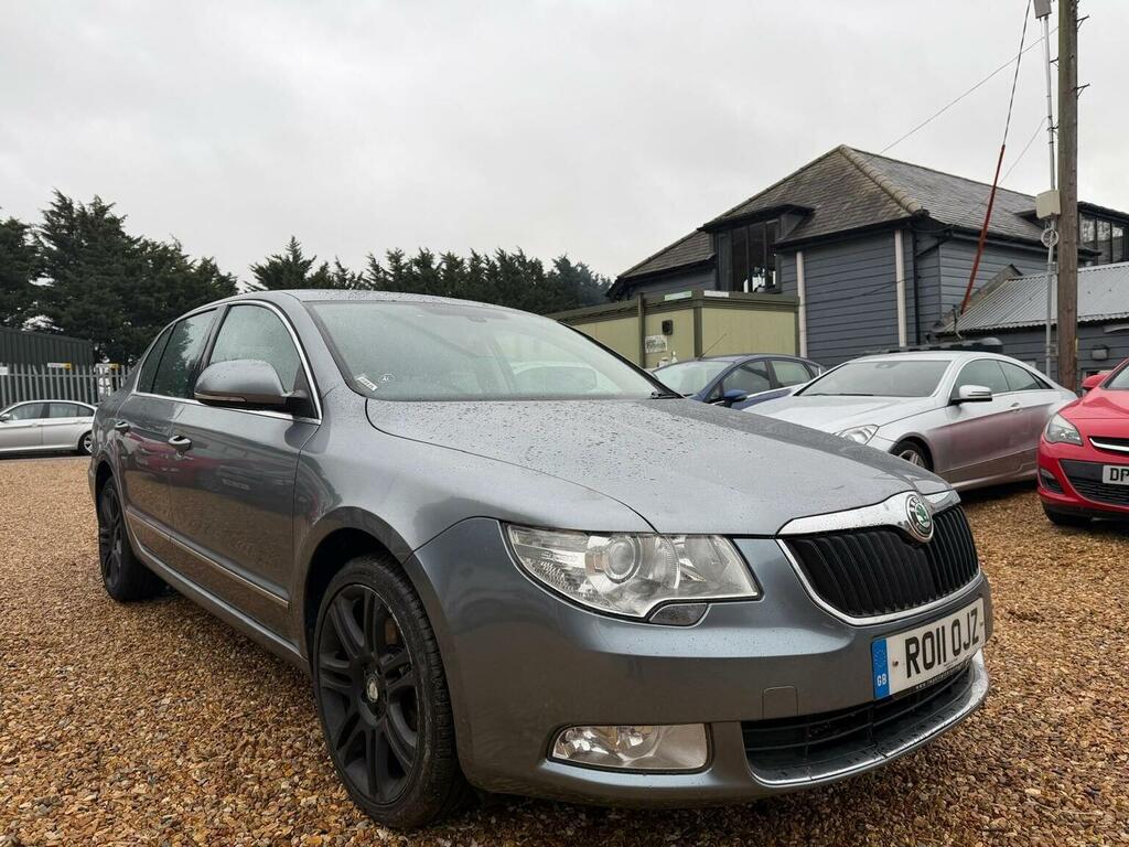 Skoda Superb Hatchback 2.0 Tdi Elegance Euro 5 201111 Grey