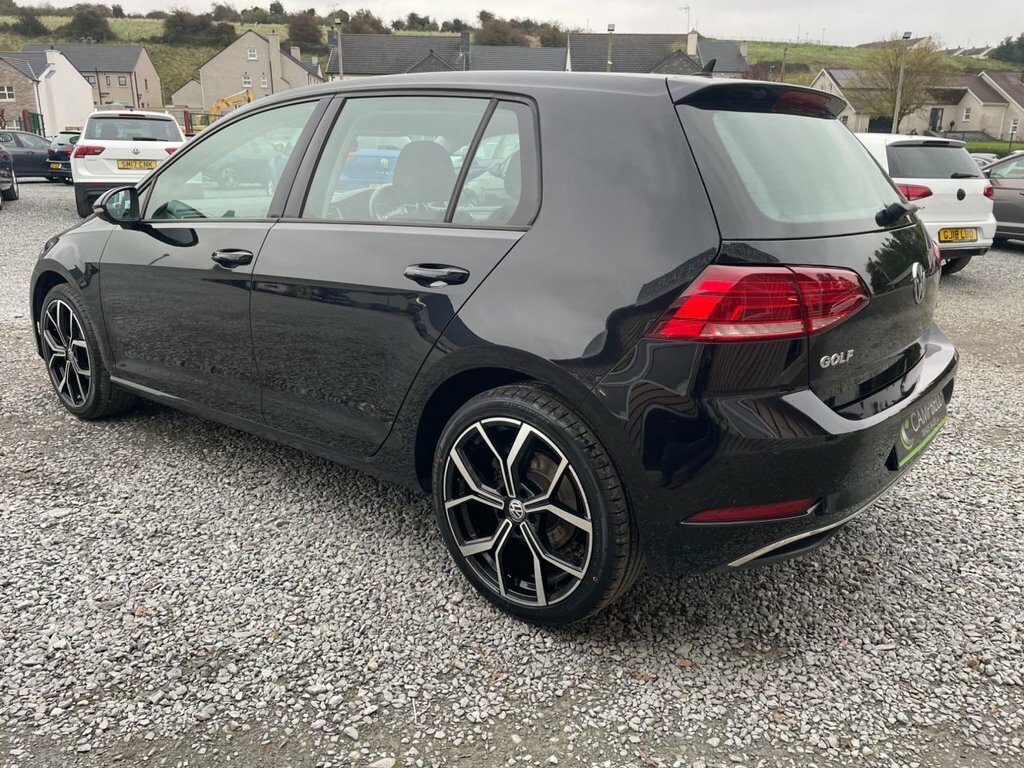 Volkswagen Golf 1.6L Se Nav MM17LHJ Black #4
