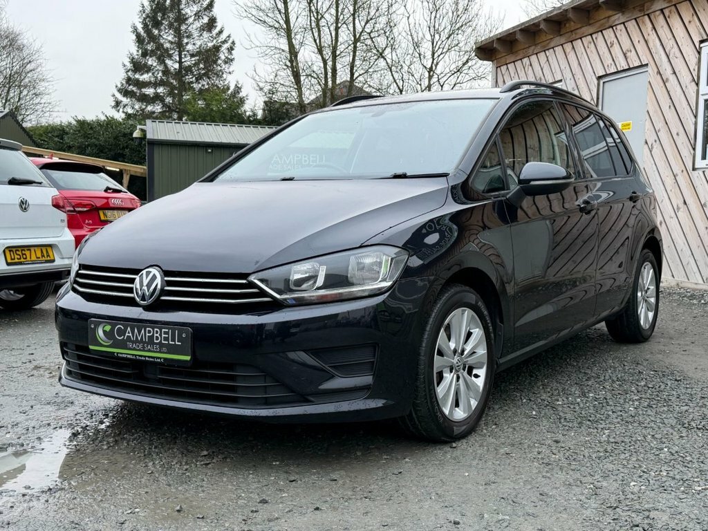 Volkswagen Golf SV 1.6L Se Black #2
