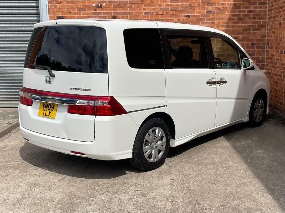 Honda StepWagon 2.0 5dr YM09TLX White #6