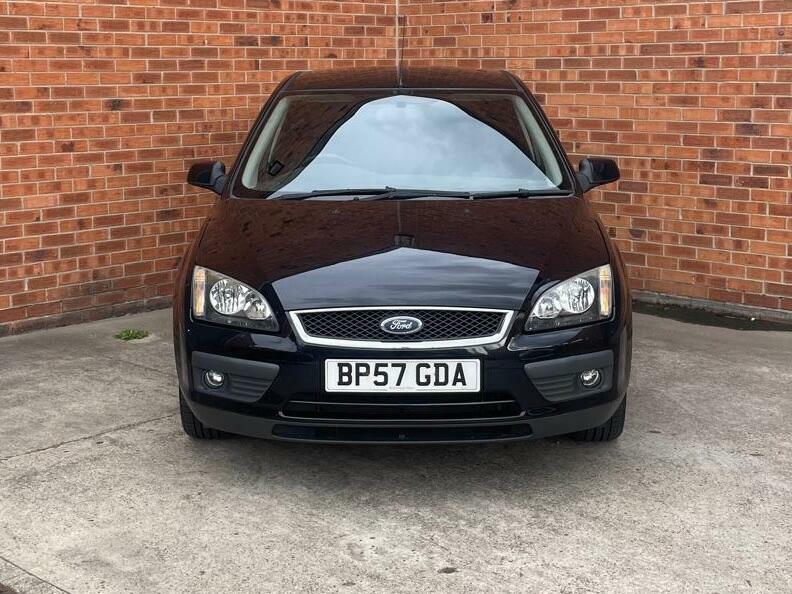 Ford Focus 1.8 Zetec Climate Black #2
