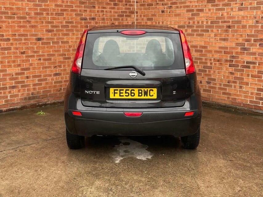 Nissan Note 1.4 16V S Black #5