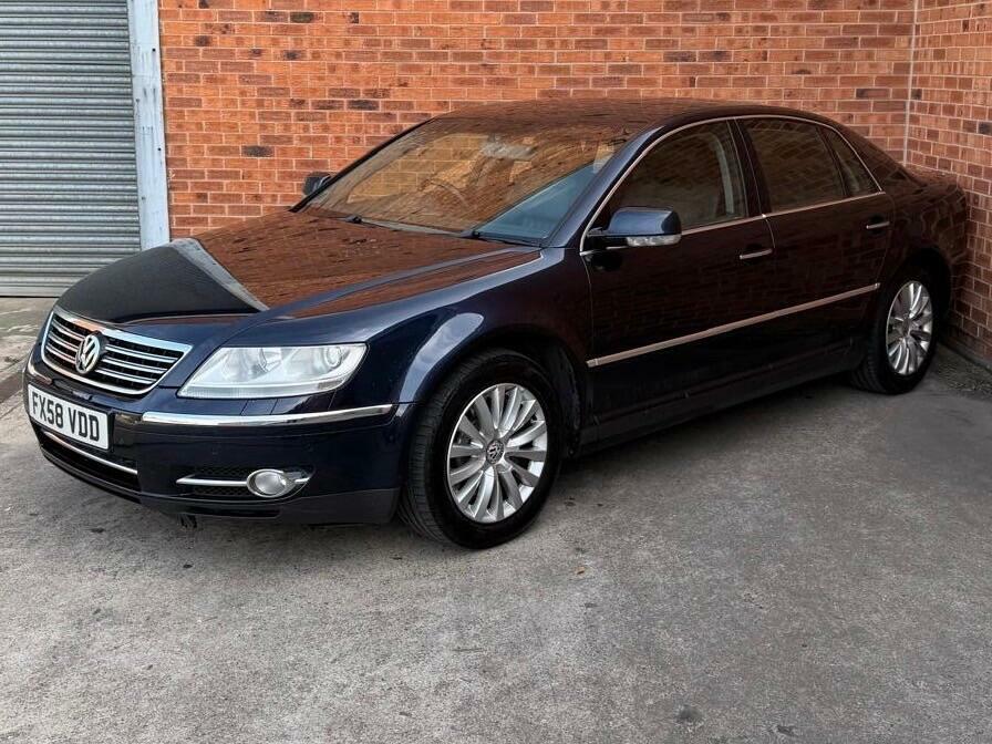 Volkswagen Phaeton Saloon 3.0 Tdi V6 4Motion 200808 Black #3