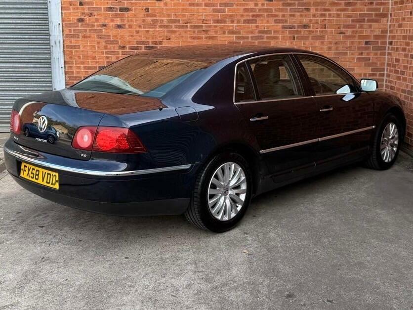 Volkswagen Phaeton Saloon 3.0 Tdi V6 4Motion 200808 Black #6