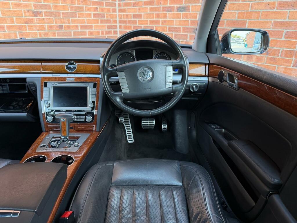 Volkswagen Phaeton Saloon 3.0 Tdi V6 4Motion 200808 Black #12