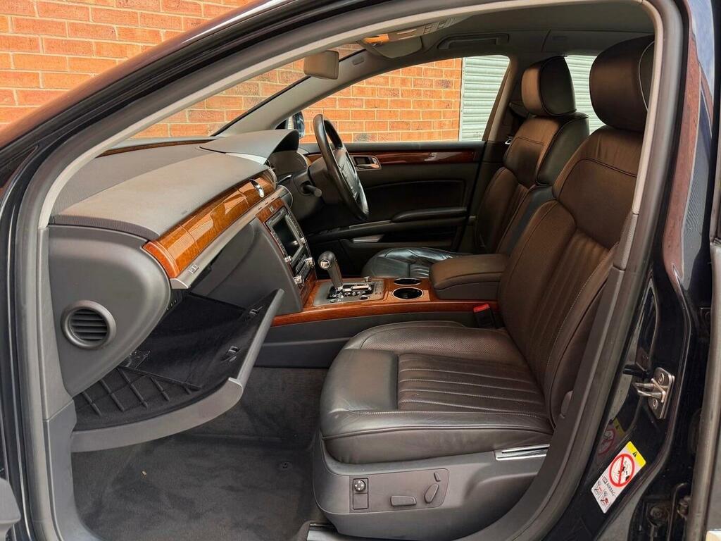 Volkswagen Phaeton Saloon 3.0 Tdi V6 4Motion 200808 Black #11