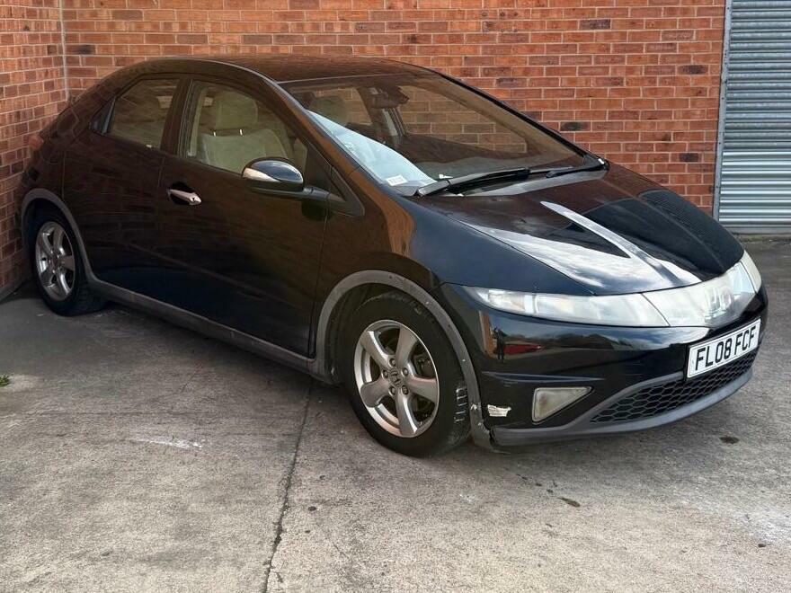 Honda Civic 1.8 I-vtec Es Black