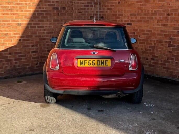 Mini Hatch 1.6 One Seven Euro 4 MF55DWE Red #5