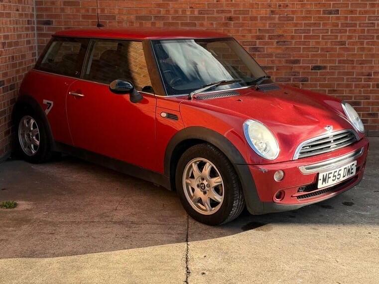 Mini Hatch 1.6 One Seven Euro 4 MF55DWE Red