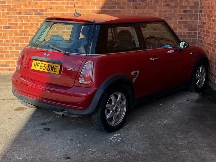 Mini Hatch 1.6 One Seven Euro 4 MF55DWE Red #6