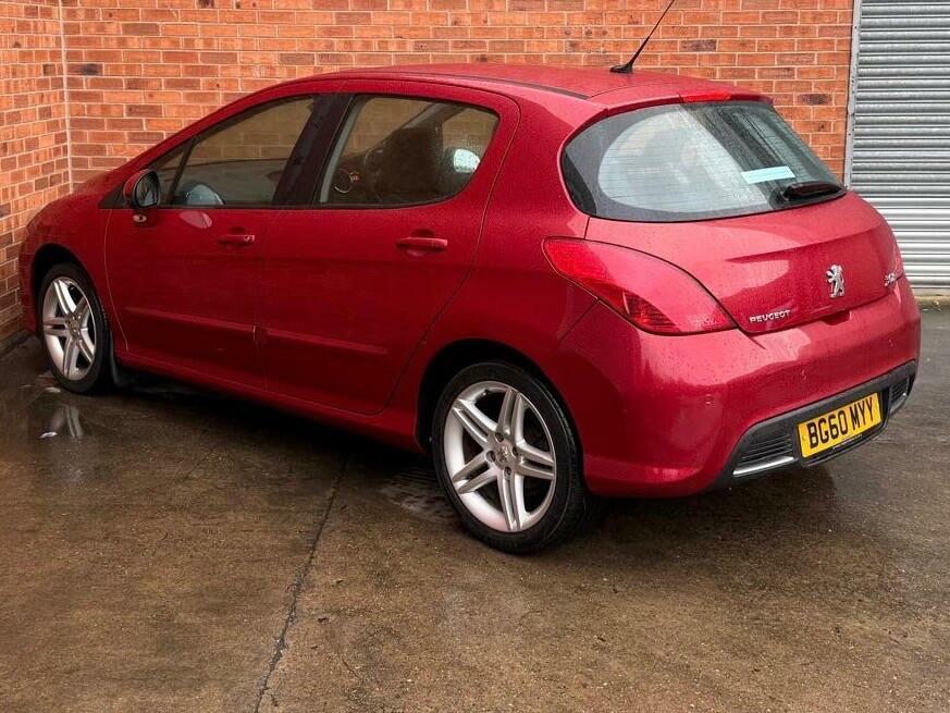 Peugeot 308 1.6 Vti Sportium Red #4