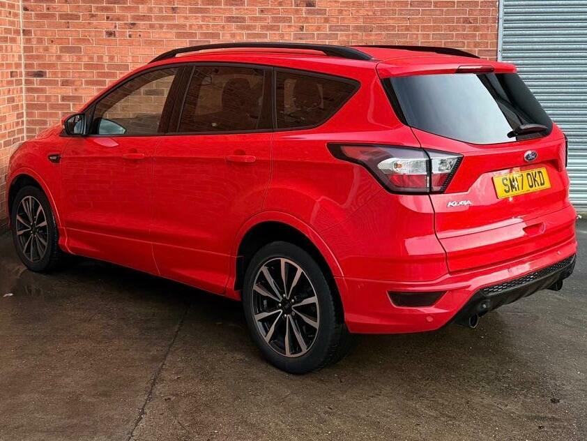 Ford Kuga 1.5 Tdci St-line Powershift Euro 6 Ss SM17OKD Red #4