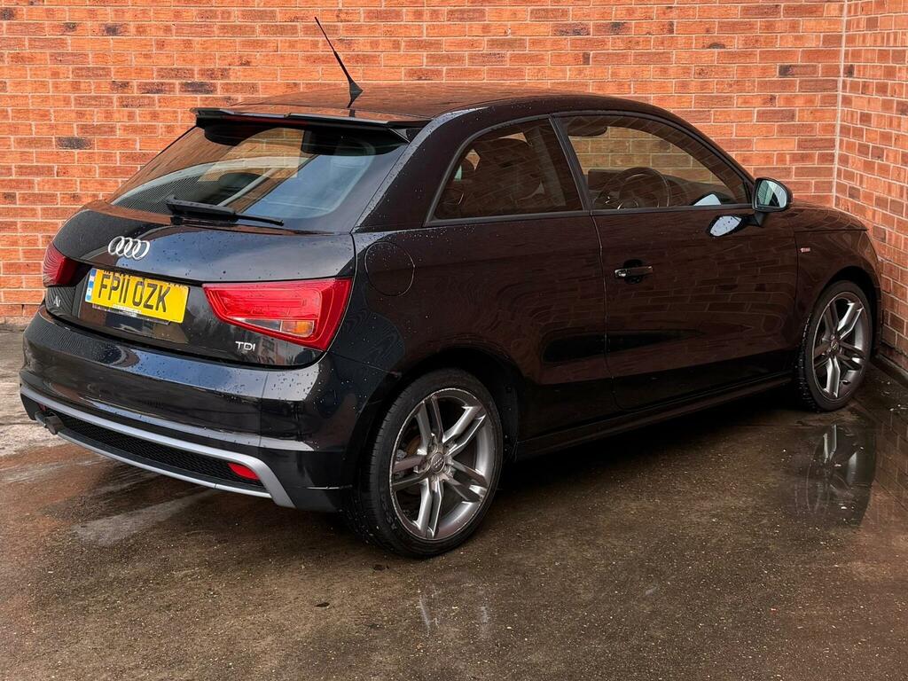 Audi A1 1.6 Tdi S Line Euro 5 Ss FP11OZK Black #6