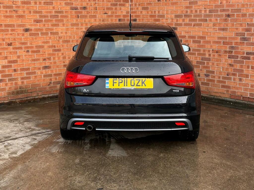 Audi A1 1.6 Tdi S Line Euro 5 Ss FP11OZK Black #5