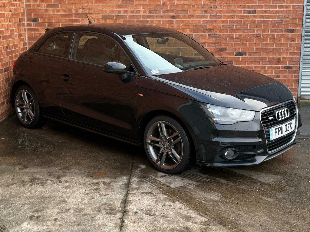 Audi A1 1.6 Tdi S Line Euro 5 Ss FP11OZK Black