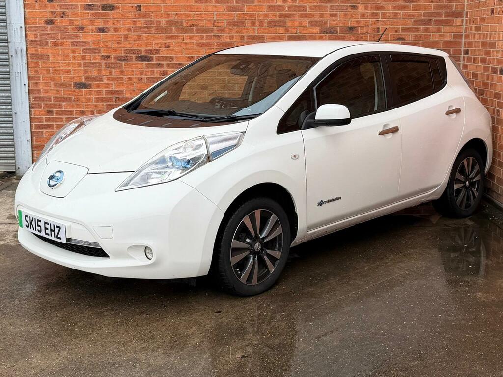 Nissan Leaf 24Kwh Tekna SK15EHZ White #3