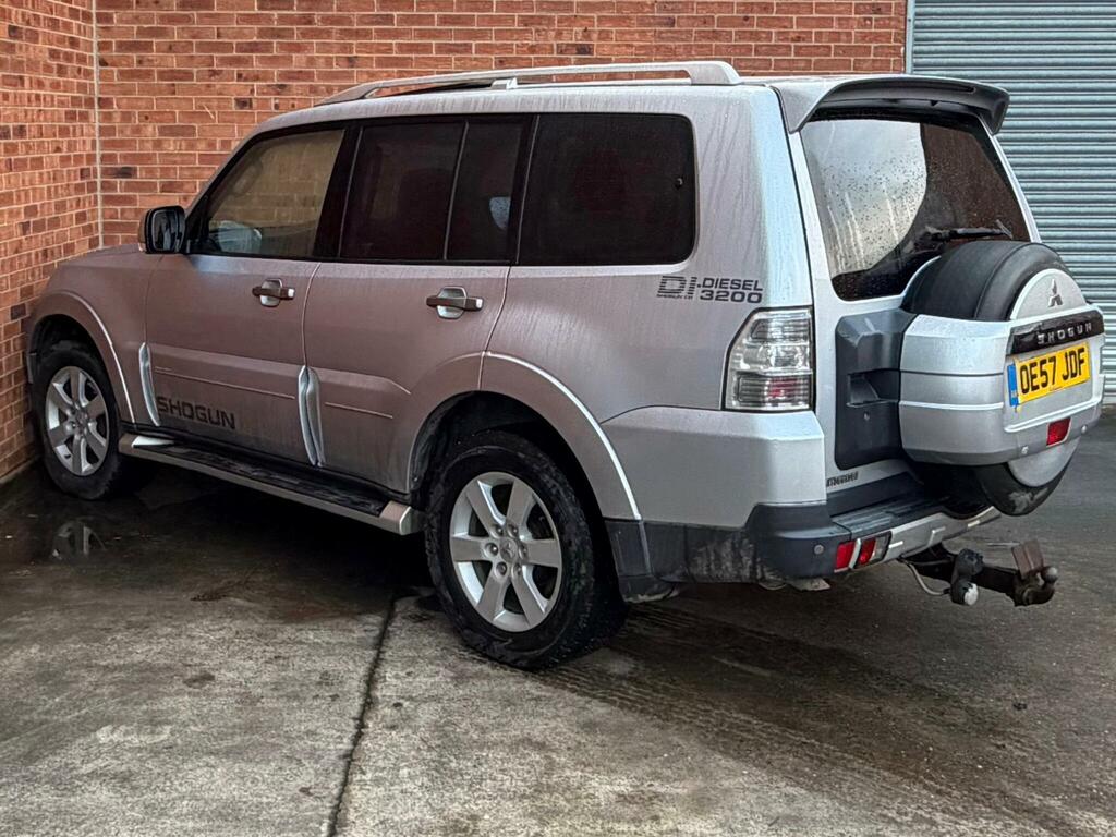 Mitsubishi Shogun 3.2 Di-dc Diamond 4Wd Euro 4 Lwb Silver #4