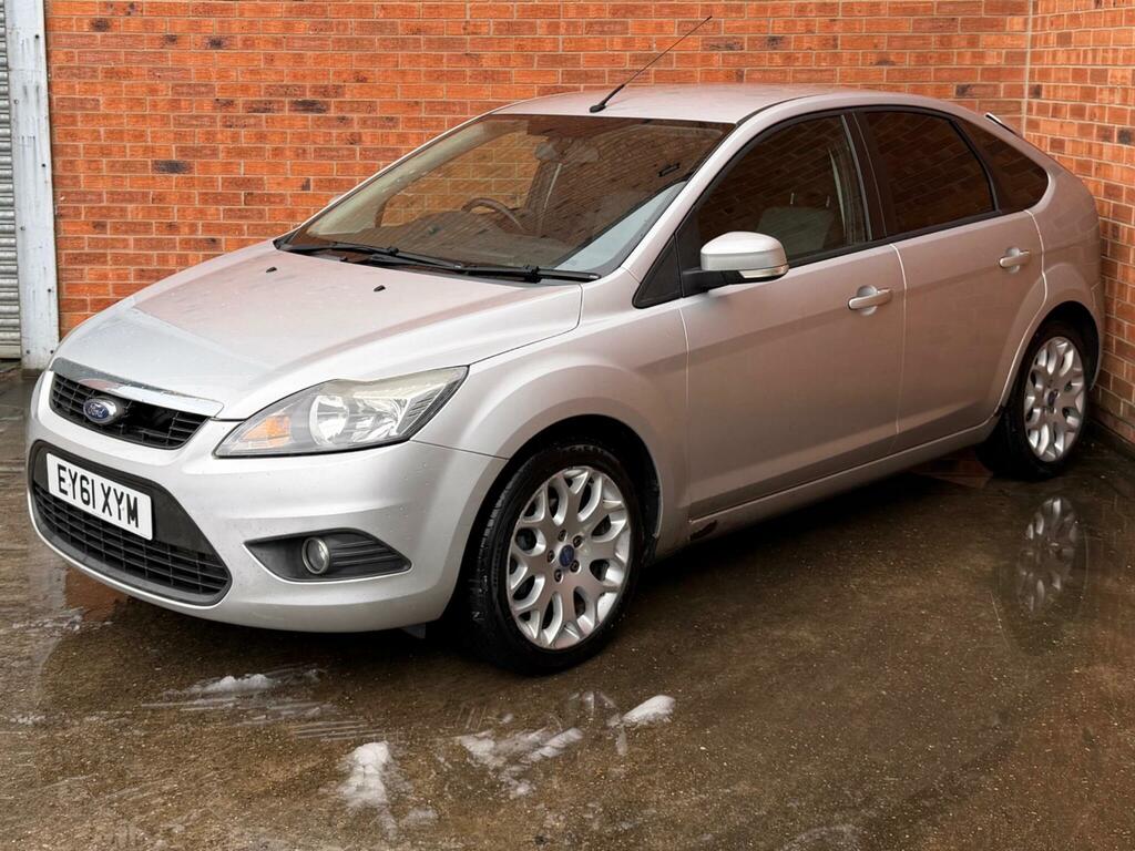 Ford Focus 1.6 Tdci Dpf Zetec EY61XYM Silver #3