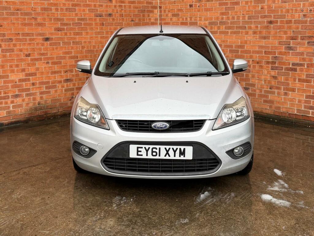 Ford Focus 1.6 Tdci Dpf Zetec EY61XYM Silver #2