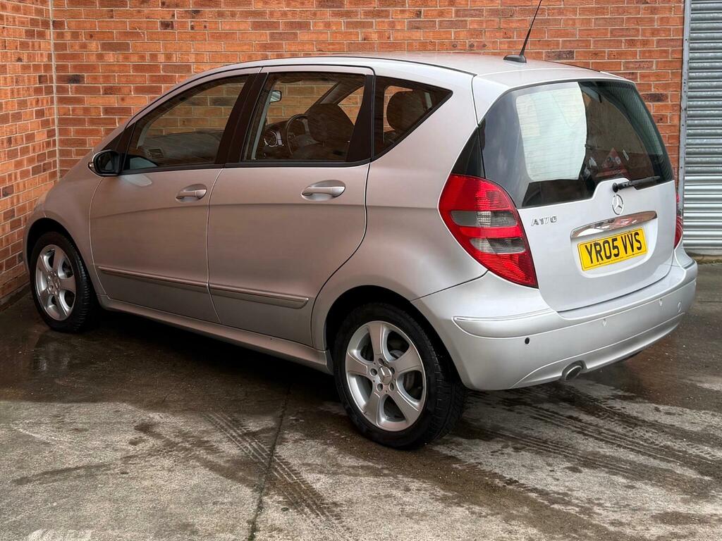 Mercedes-Benz A Class 1.7 A170 Avantgarde Se Cvt Silver #4