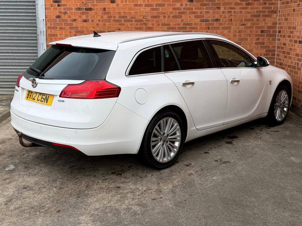 Vauxhall Insignia 2.0 Cdti Se Nav Sports Tourer Euro 5 BT12CEN White #6