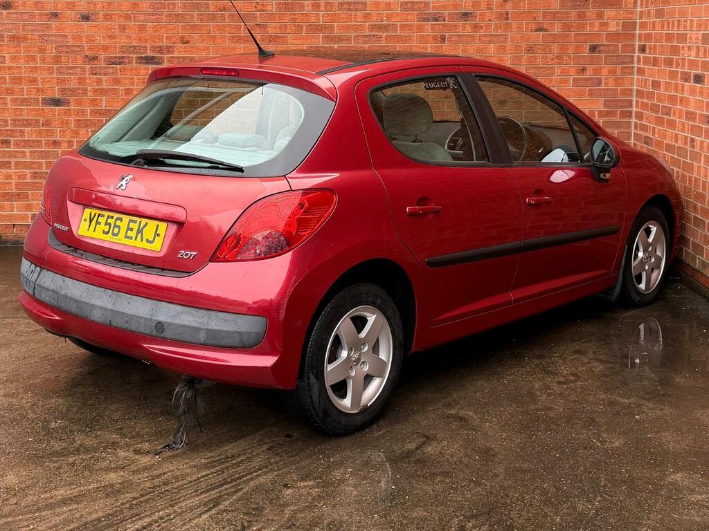 Peugeot 207 1.4 16V Se Red #6