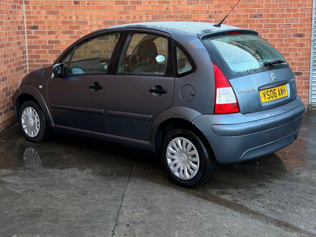 Citroen C3 1.4I Desire Grey #4