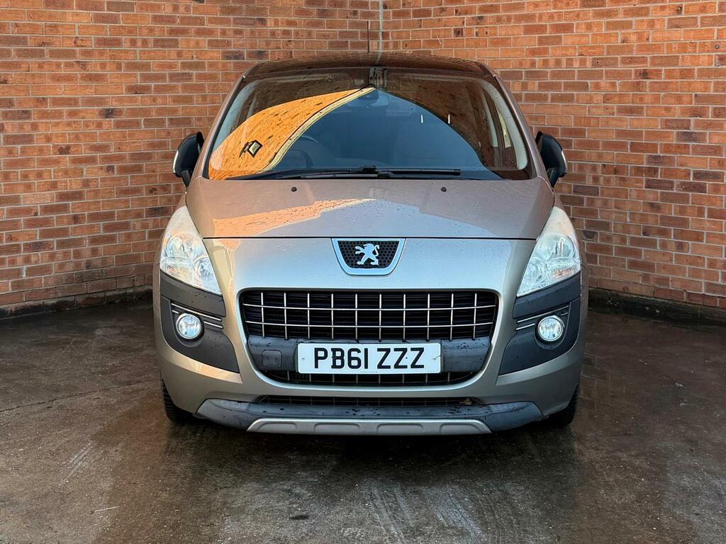 Peugeot 3008 1.6 E-hdi Allure Egc Euro 5 Ss PB61ZZZ Grey #2