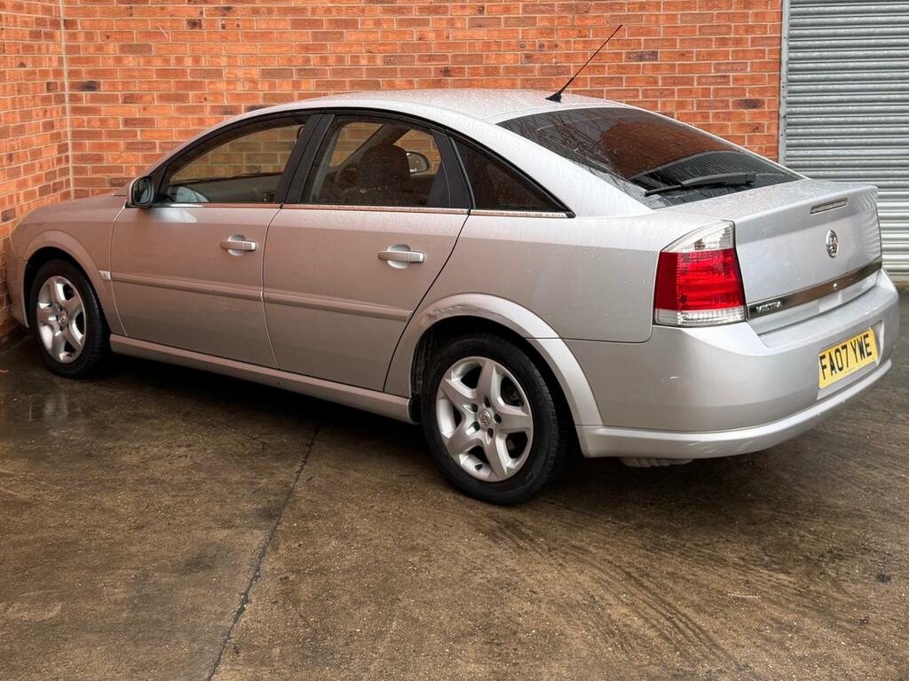 Vauxhall Vectra 1.8 Vvt Exclusiv Silver #4