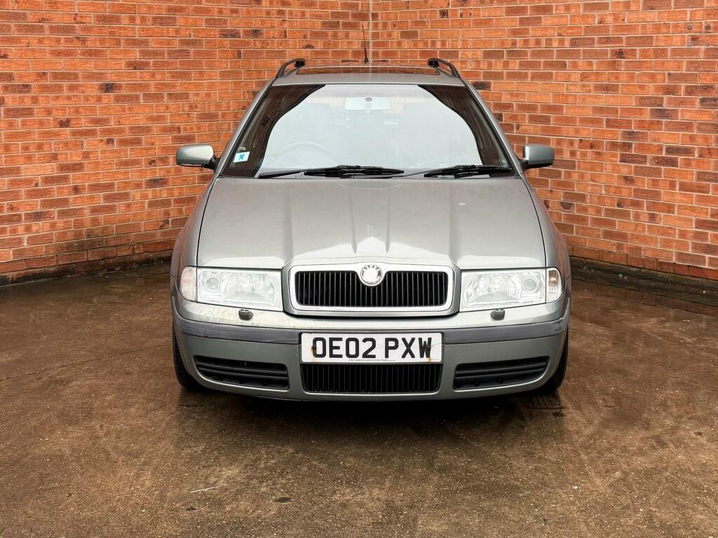 Skoda Octavia 1.9 Tdi Elegance OE02PXW Green #2
