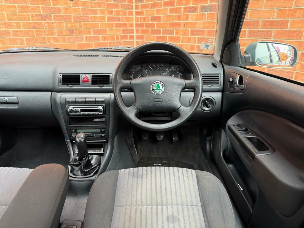 Skoda Octavia Hatchback 1.8T Elegance 4X4 200252 Blue #12