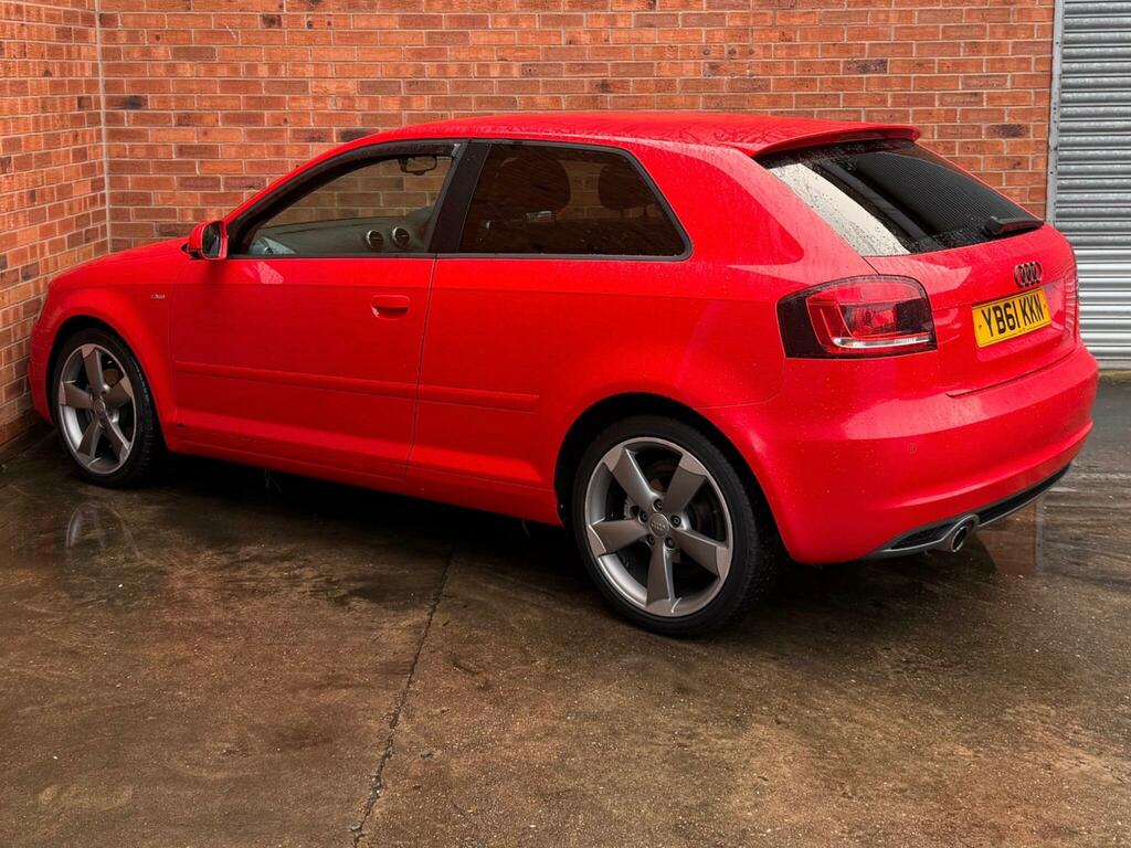 Audi A3 2.0 Tdi Black Edition Euro 5 Ss YB61KKN Red #4
