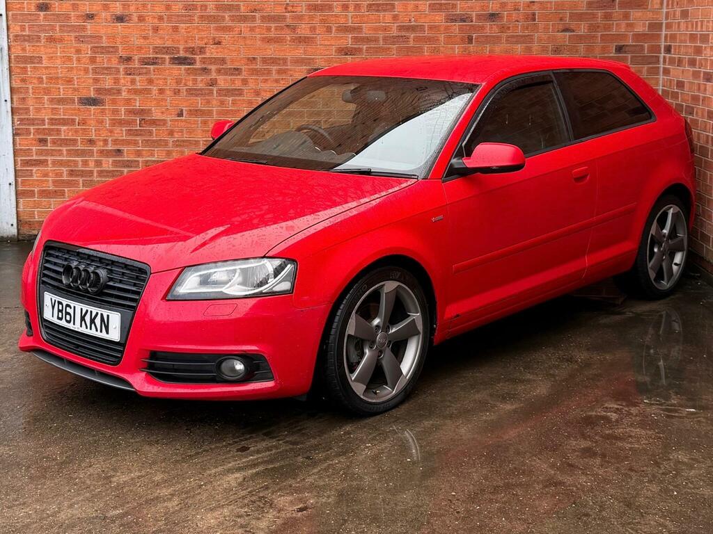 Audi A3 2.0 Tdi Black Edition Euro 5 Ss YB61KKN Red #3