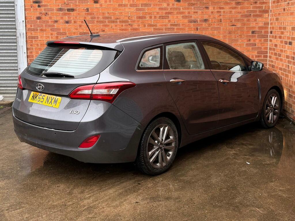 Hyundai I30 1.6 Crdi Blue Drive Premium Tourer Dct Euro 6 Ss Grey #6
