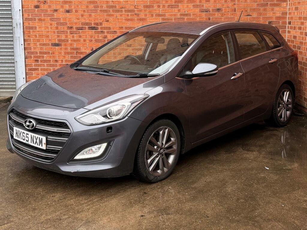Hyundai I30 1.6 Crdi Blue Drive Premium Tourer Dct Euro 6 Ss Grey #3