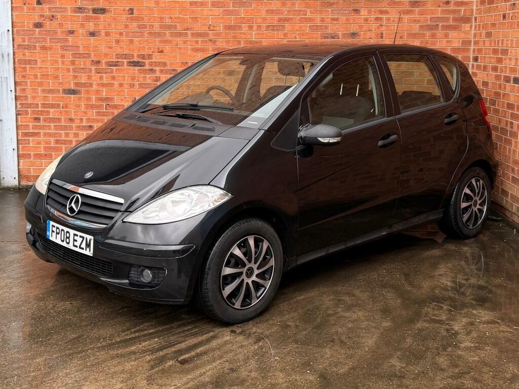 Mercedes-Benz A Class 1.5 A150 Classic Se Cvt Black #3