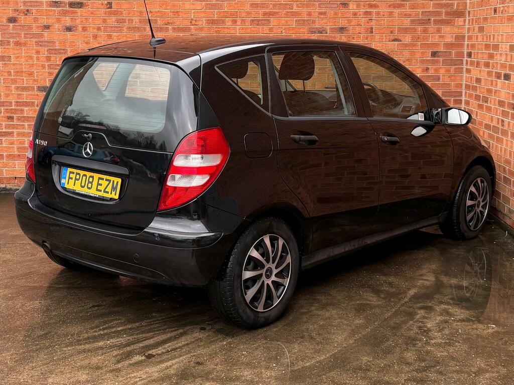 Mercedes-Benz A Class 1.5 A150 Classic Se Cvt Black #6