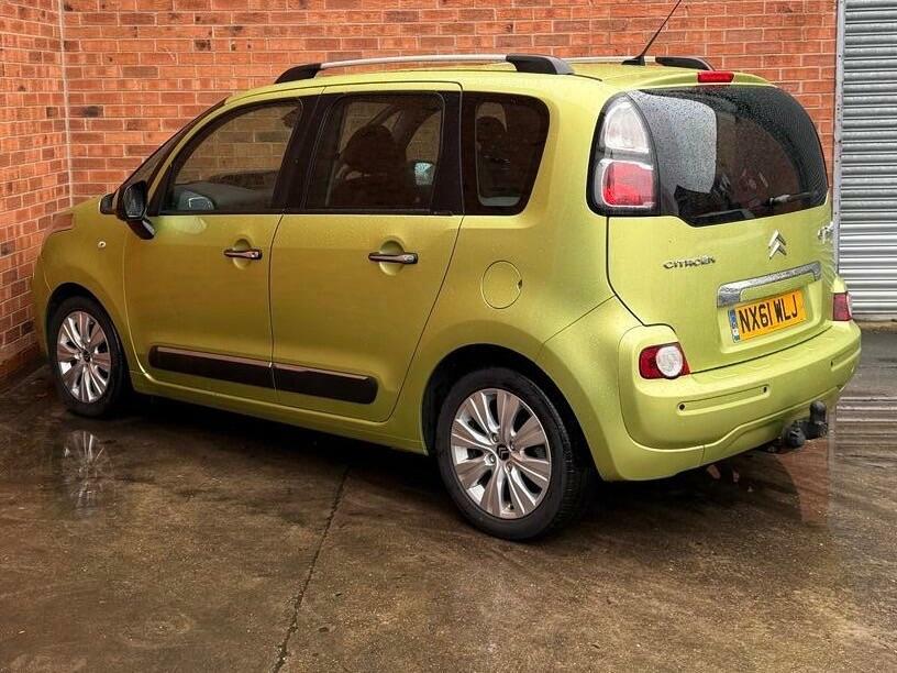 Citroen C3 Picasso 1.6 Hdi Exclusive Euro 5 NX61WLJ Green #4
