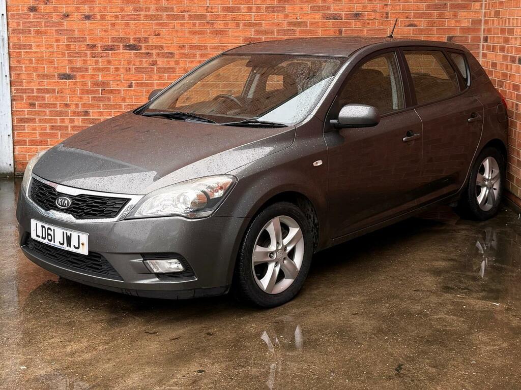 Kia Ceed 1.6 Crdi 2 Euro 5 Grey #3