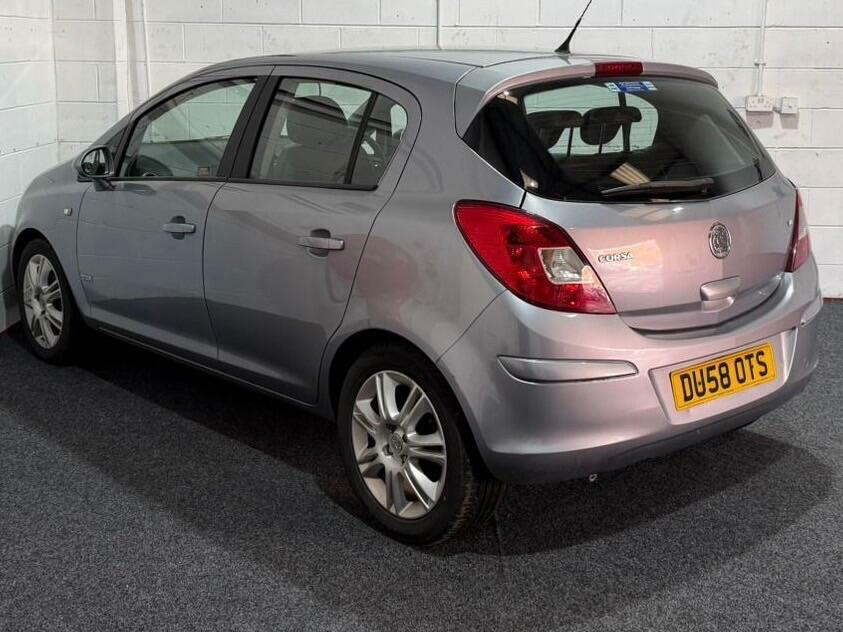Vauxhall Corsa 1.4I 16V Design Ac Silver #4