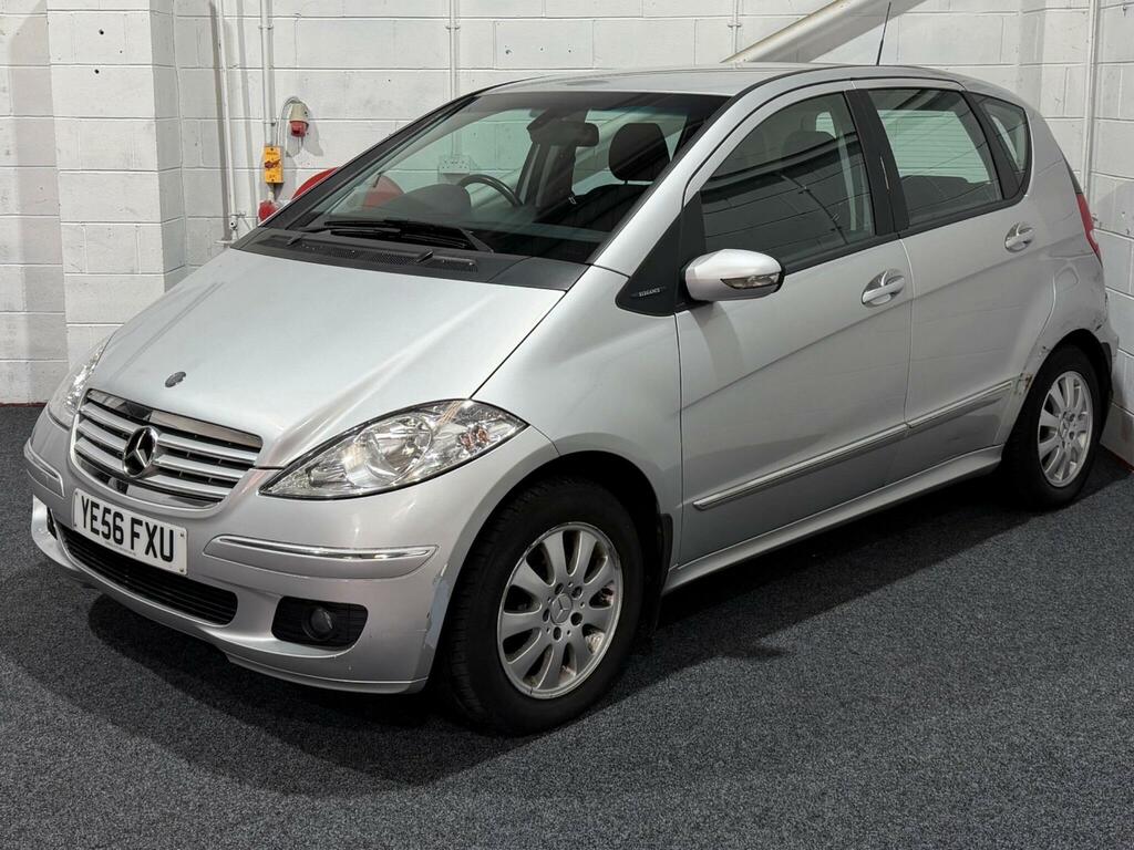Mercedes-Benz A Class 1.5 A150 Elegance Se Silver #3
