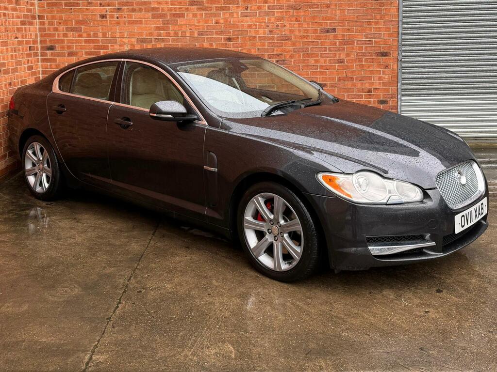 Jaguar XF 3.0D V6 Luxury Euro 5 Grey