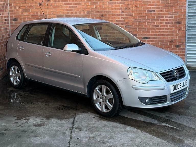 Volkswagen Polo 1.4 Match Silver