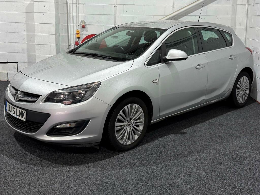 Vauxhall Astra 1.4 16V Excite Euro 5 BJ15LNK Silver #3
